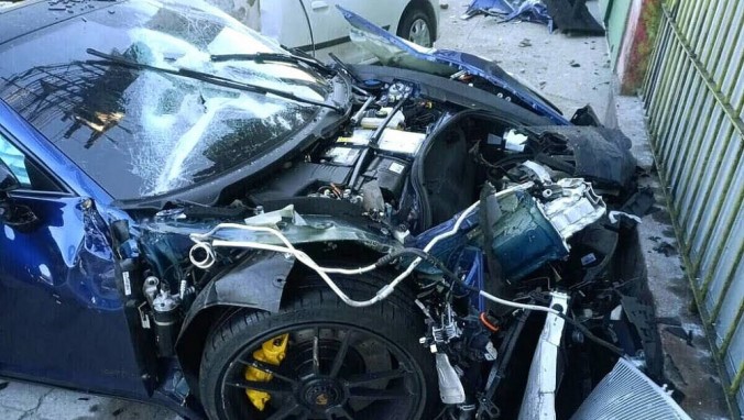 Motorista da Porsche que bateu em carro de aplicativo confessa que dirigia acima de 50 km/h: ‘Não chegava a ser muito’